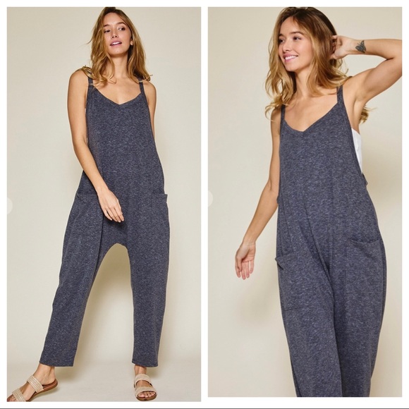 04 Fabulous sleeveless Harem Jumpsuit - Picture 6 of 7